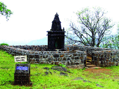 Shirkai-Devi-temple2
