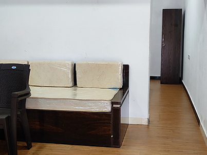 venkatessh-puram-Suit-Room3