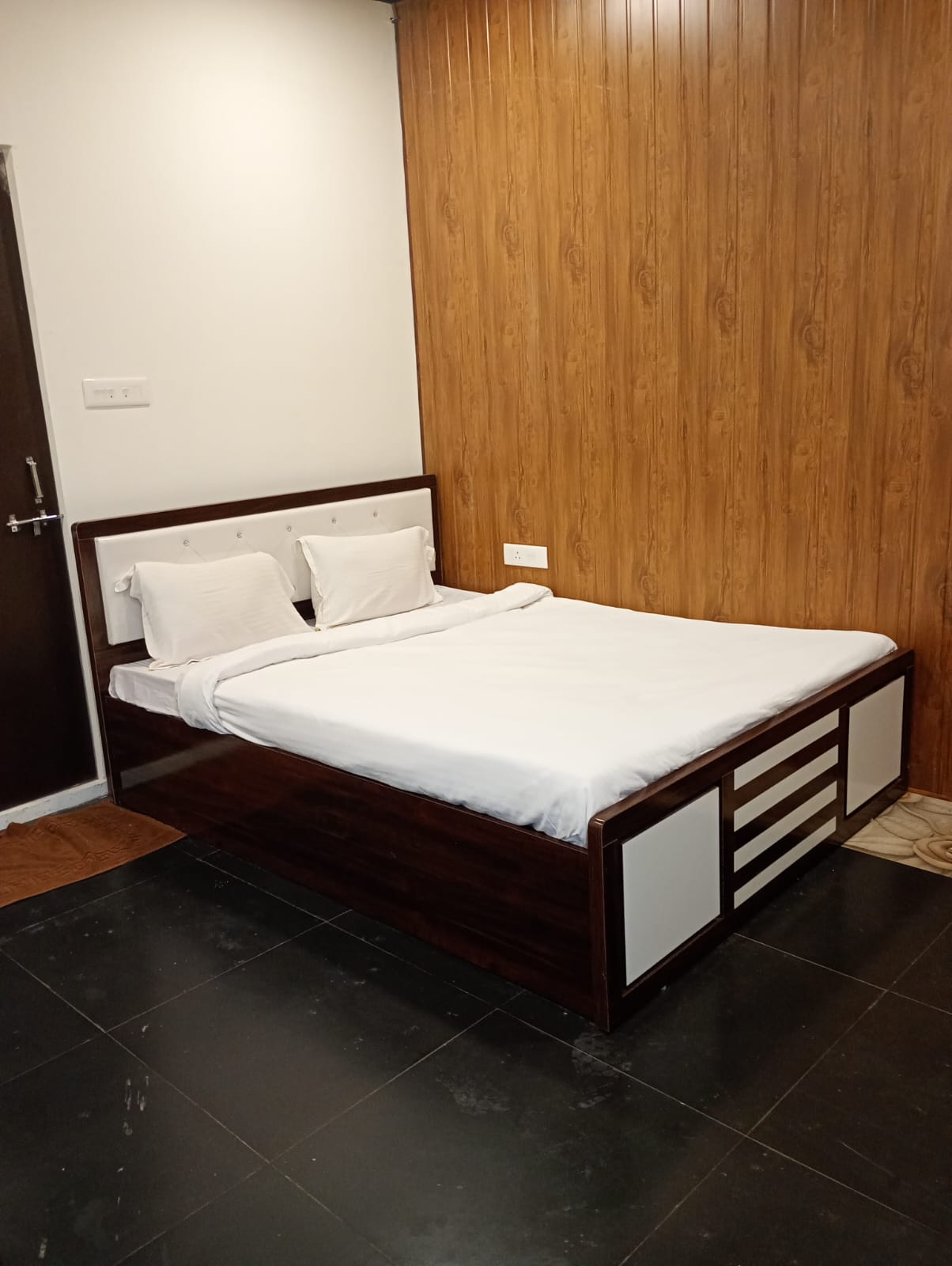 big family room1